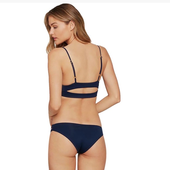 L space bikini set - Picture 3 of 6